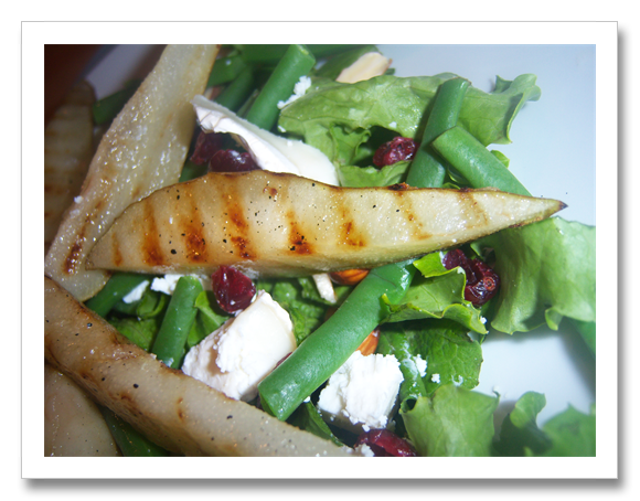 Grilled Pear and Goat’s Cheese Salad