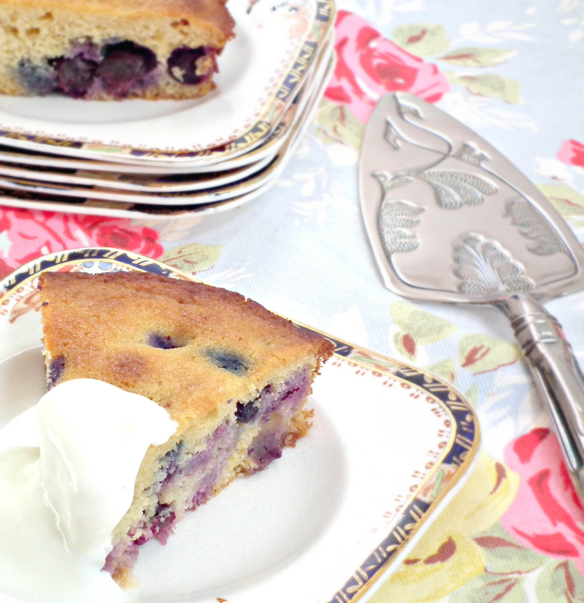 A gluten free delicious cake recipe that will be loved by the whole family.
