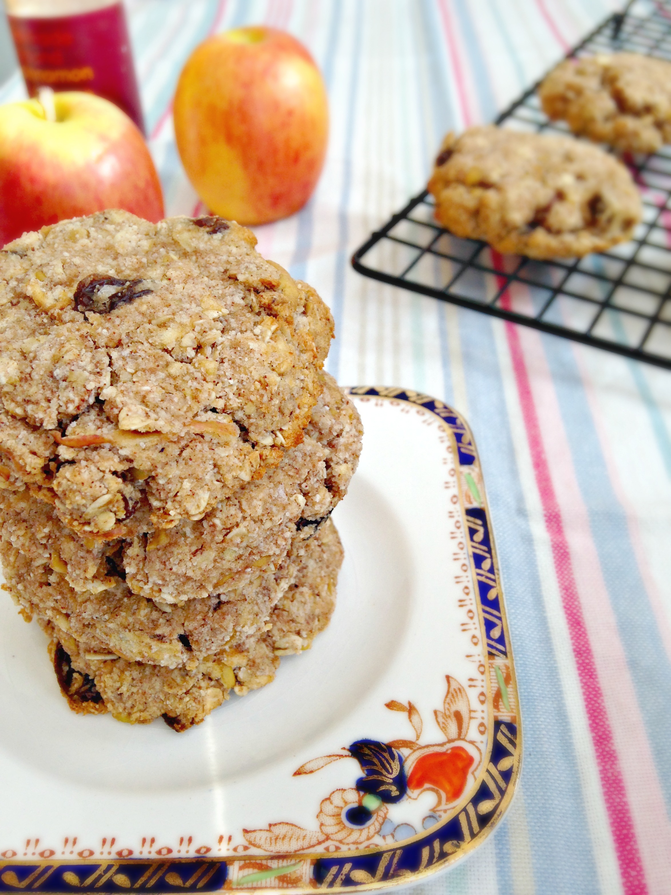 Apple Cinnamon Raisin Cookies 1