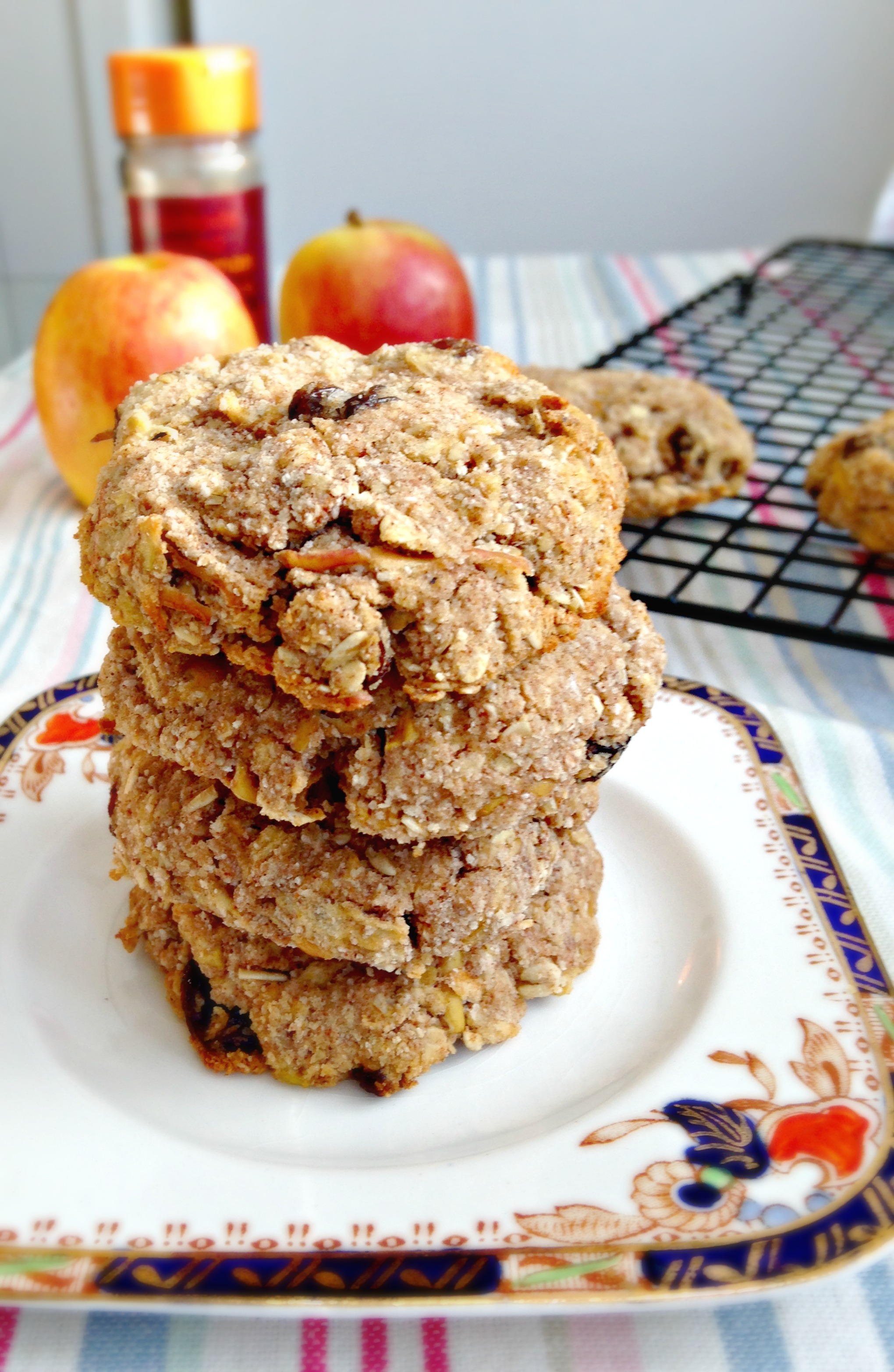 Apple Cinnamon Raisin Cookies 4