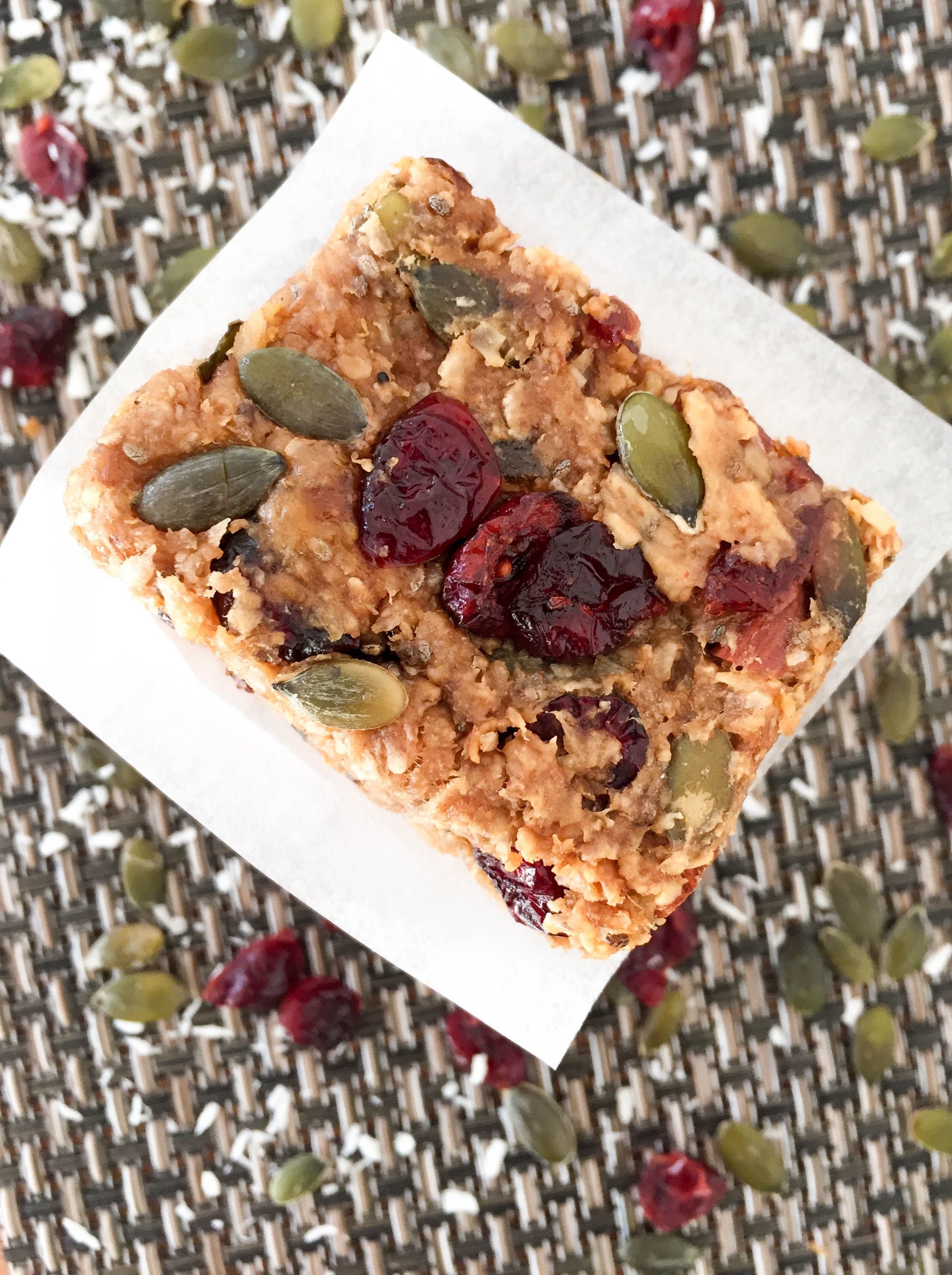 Banana Bread Granola Bars