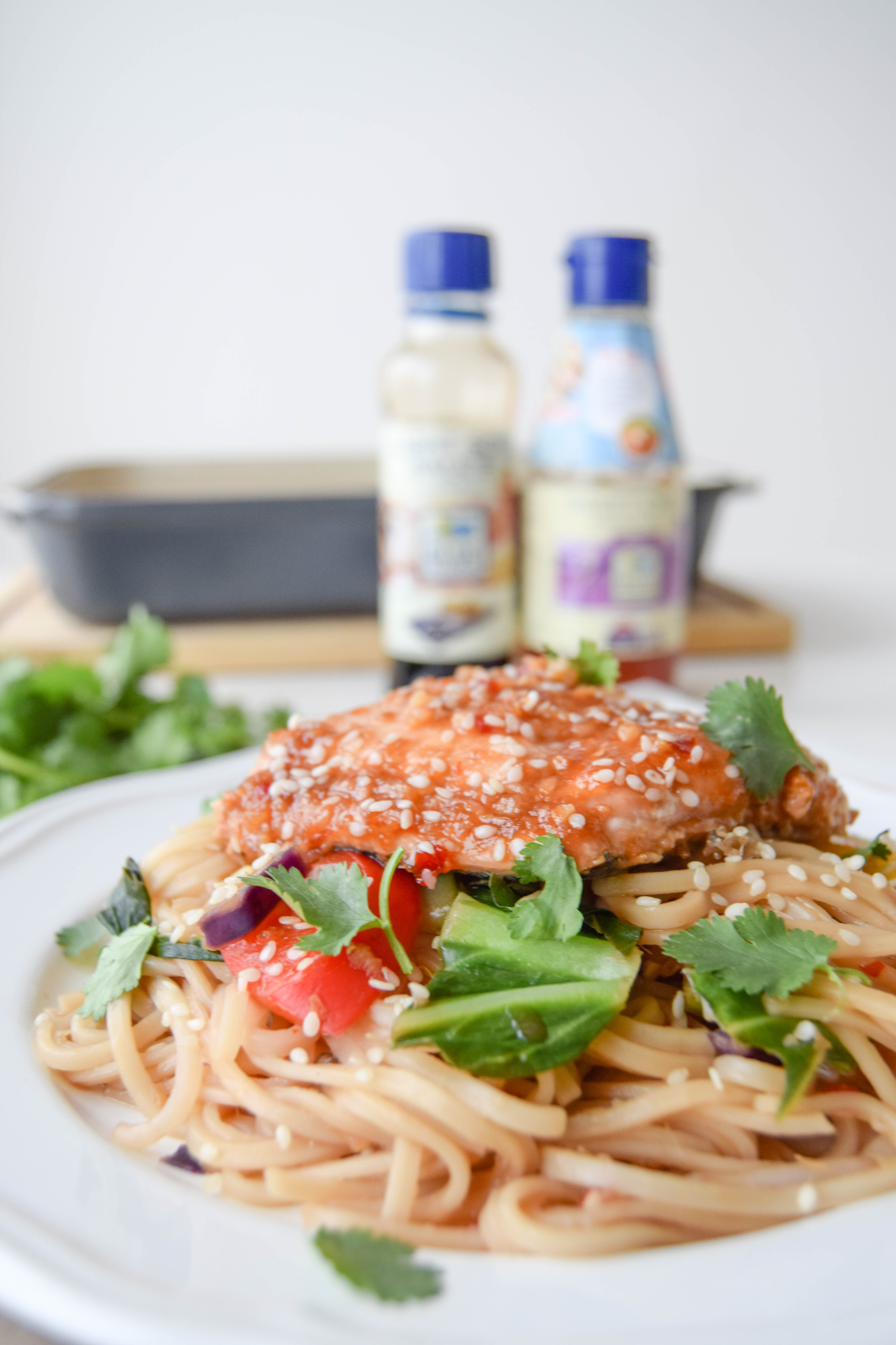 10 minute sweet chilli salmon stirfry 9