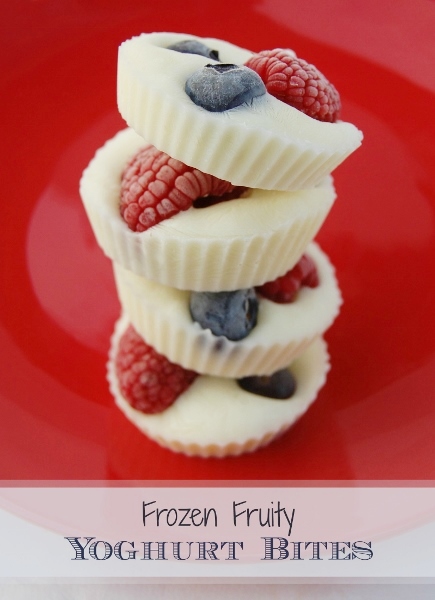 Eats-Amazing-UK-Easy-and-healthy-frozen-fruity-yoghurt-snack-idea-with-free-printable-child-friendly-recipe-sheet