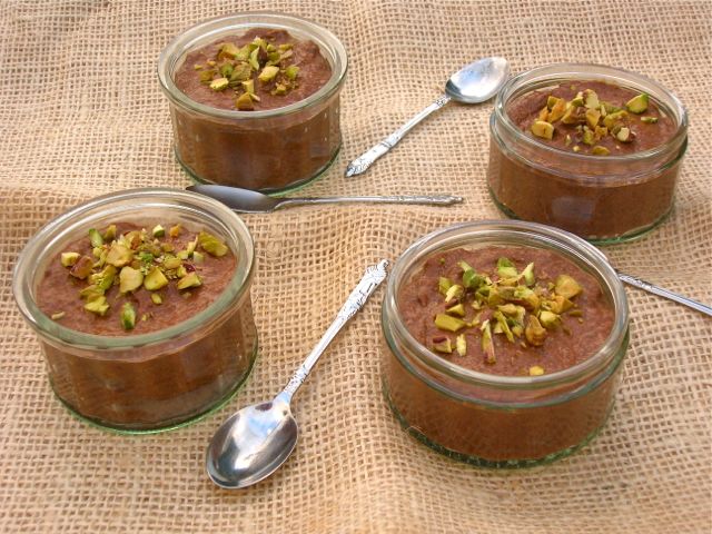 Chocolate-Chia-Puddings