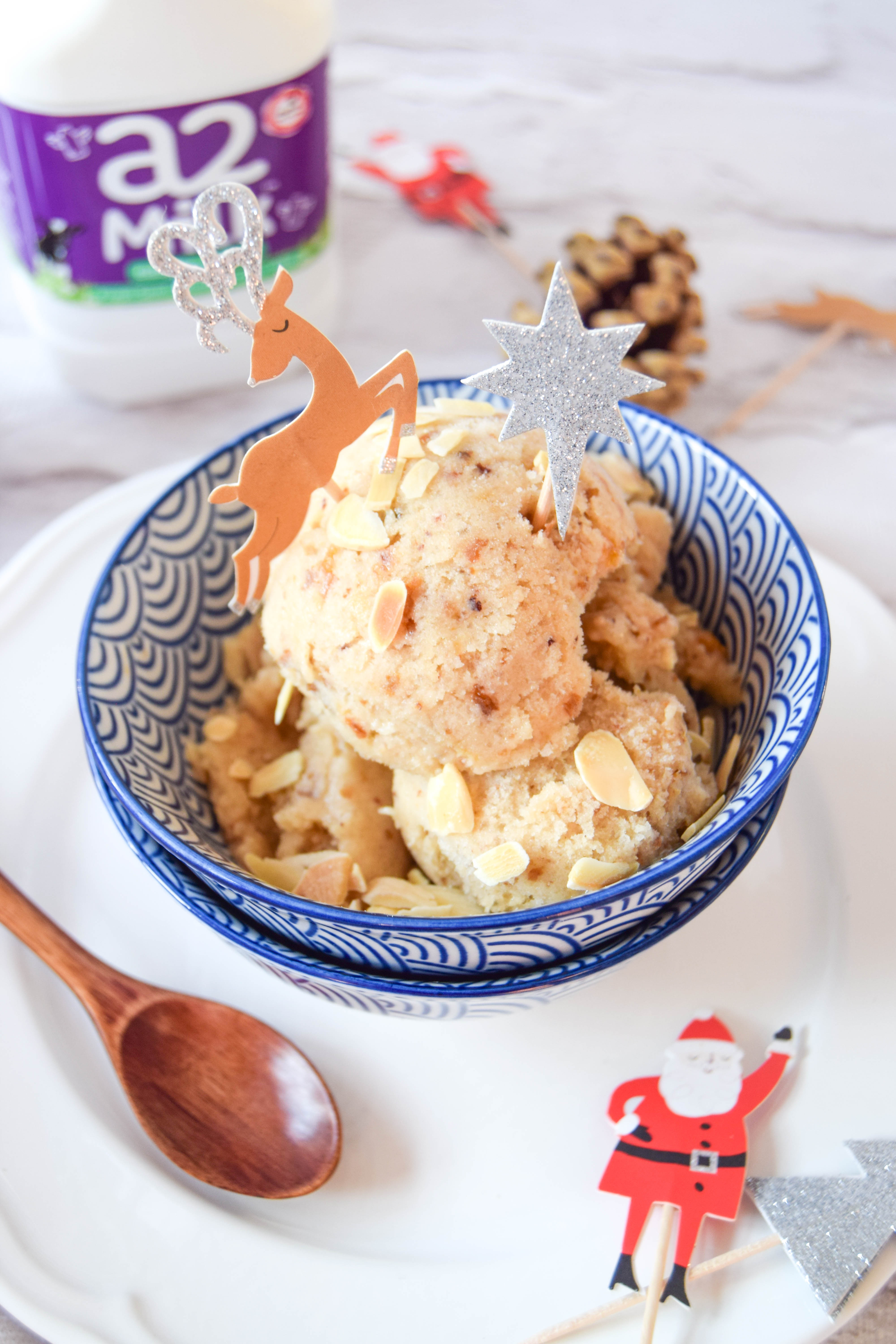 All the delicious flavour of a mince pie without the pastry. This nice cream only contains 3 ingredients and is a healthier alternative that the kids love!