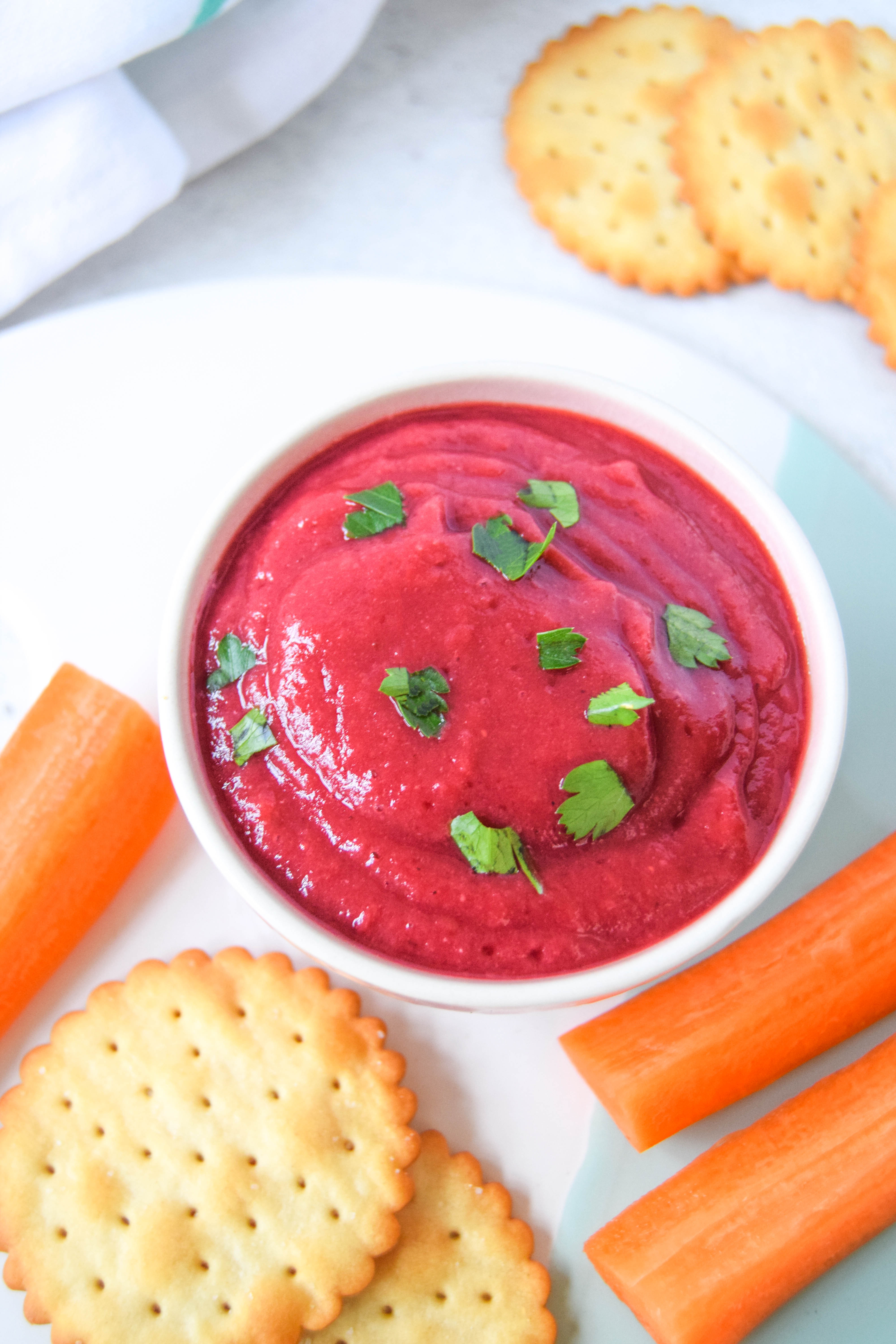 Beetroot fan? This simple dip only contains 5 ingredients, but it's so full of flavour and of course packed with lots of lovely protein from the beans.