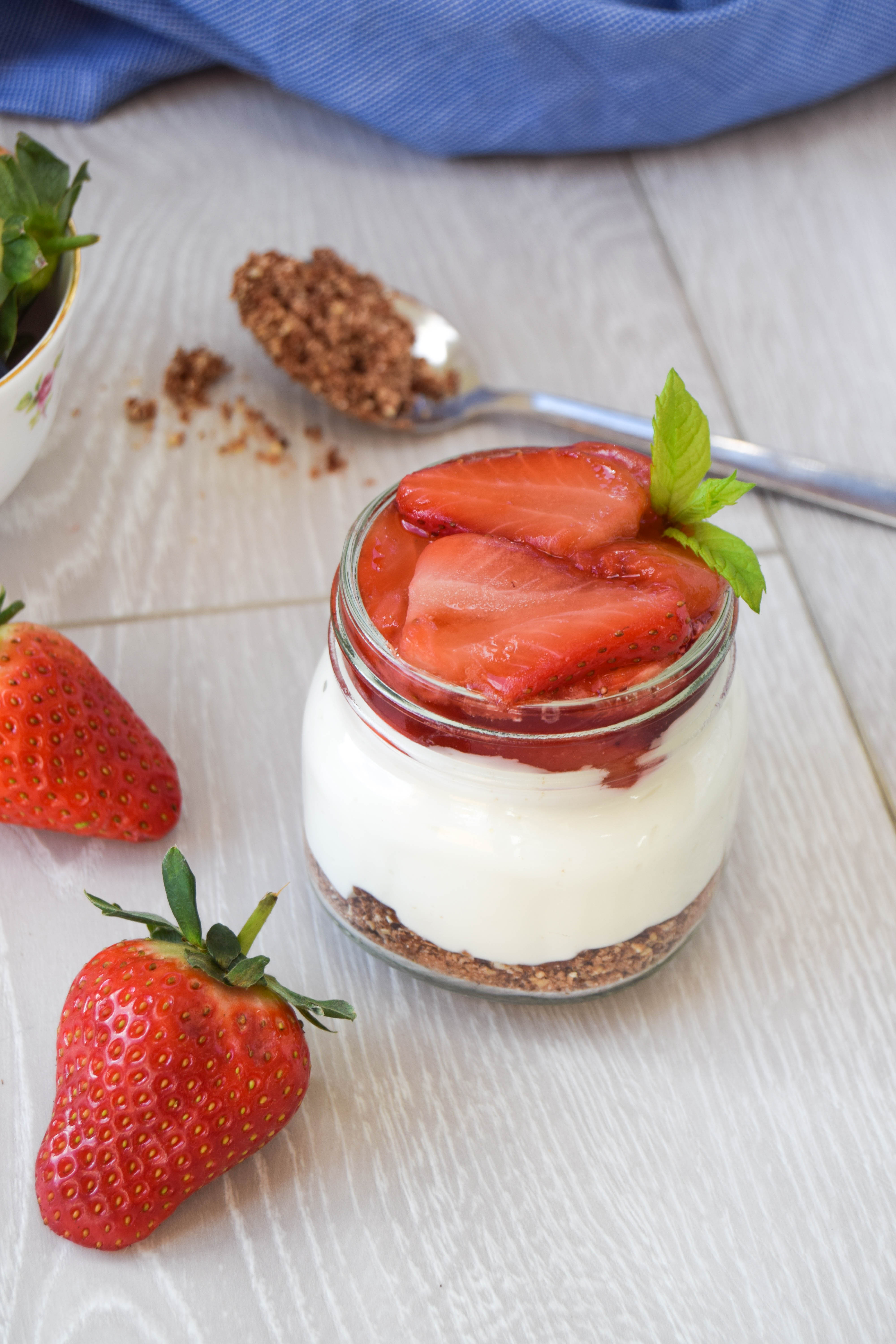 A no bake cheesecake made with soft strawberries, a healthier rich cheesecake filling and an uncomplicated oaty base for texture and crunch. A no bake cheesecake made with soft strawberries, a healthier rich cheesecake filling and an uncomplicated oaty base for texture and crunch.