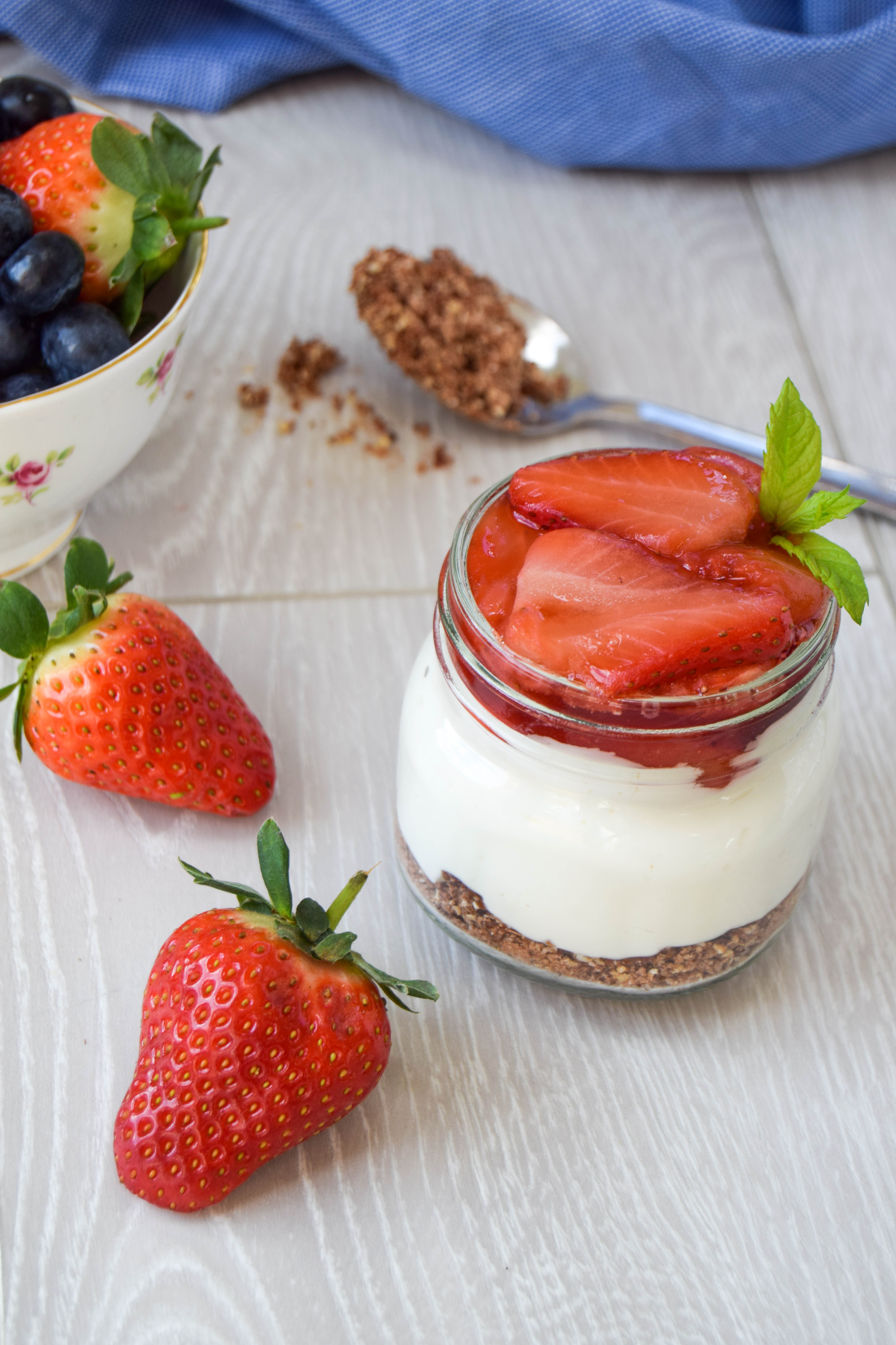A no bake cheesecake made with soft strawberries, a healthier rich cheesecake filling and an uncomplicated oaty base for texture and crunch. A no bake cheesecake made with soft strawberries, a healthier rich cheesecake filling and an uncomplicated oaty base for texture and crunch.
