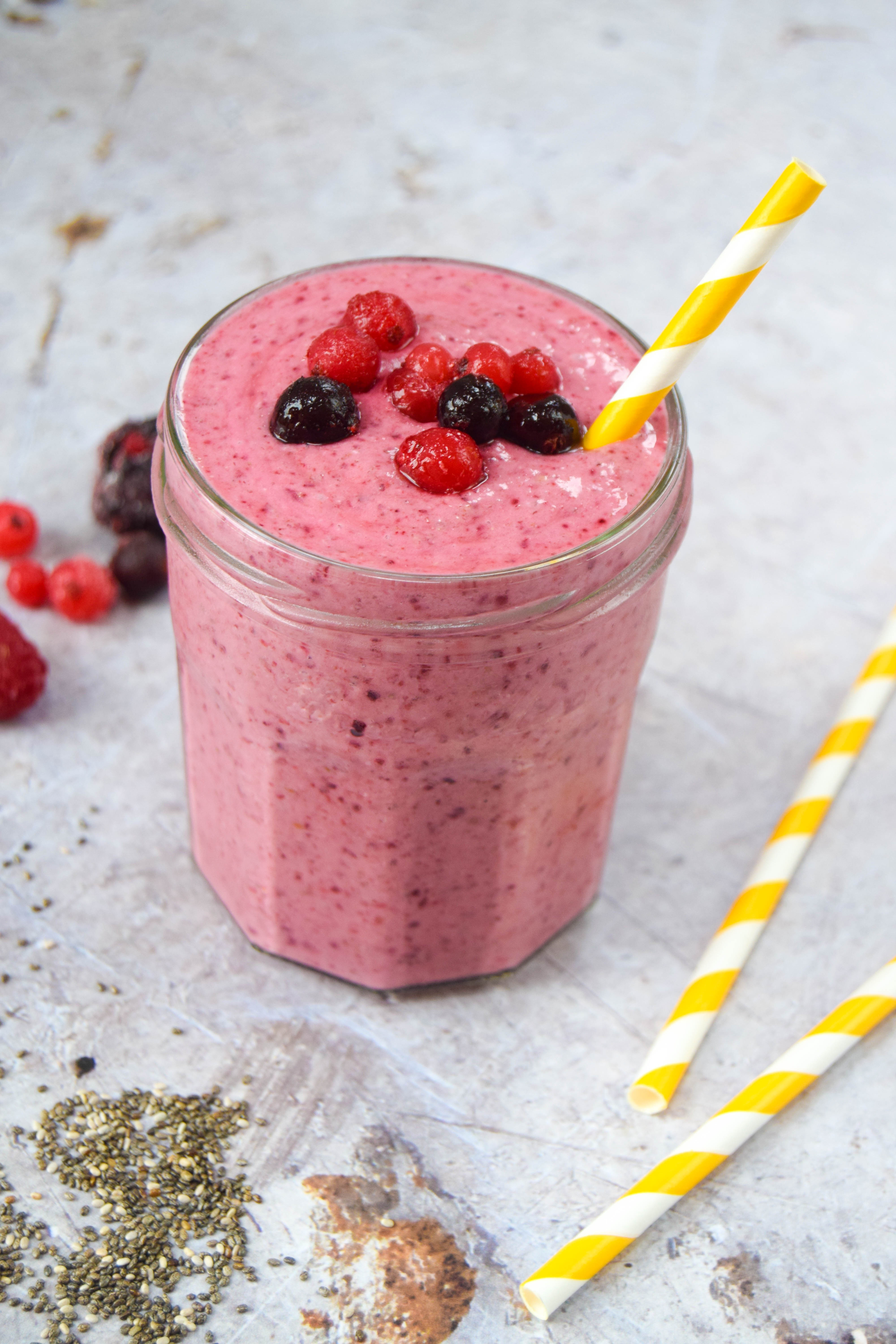A berrylicious chia seed smoothie that is perfect for a speedy breakfast on the go or as a healthier afternoon snack to boost your energy levels.