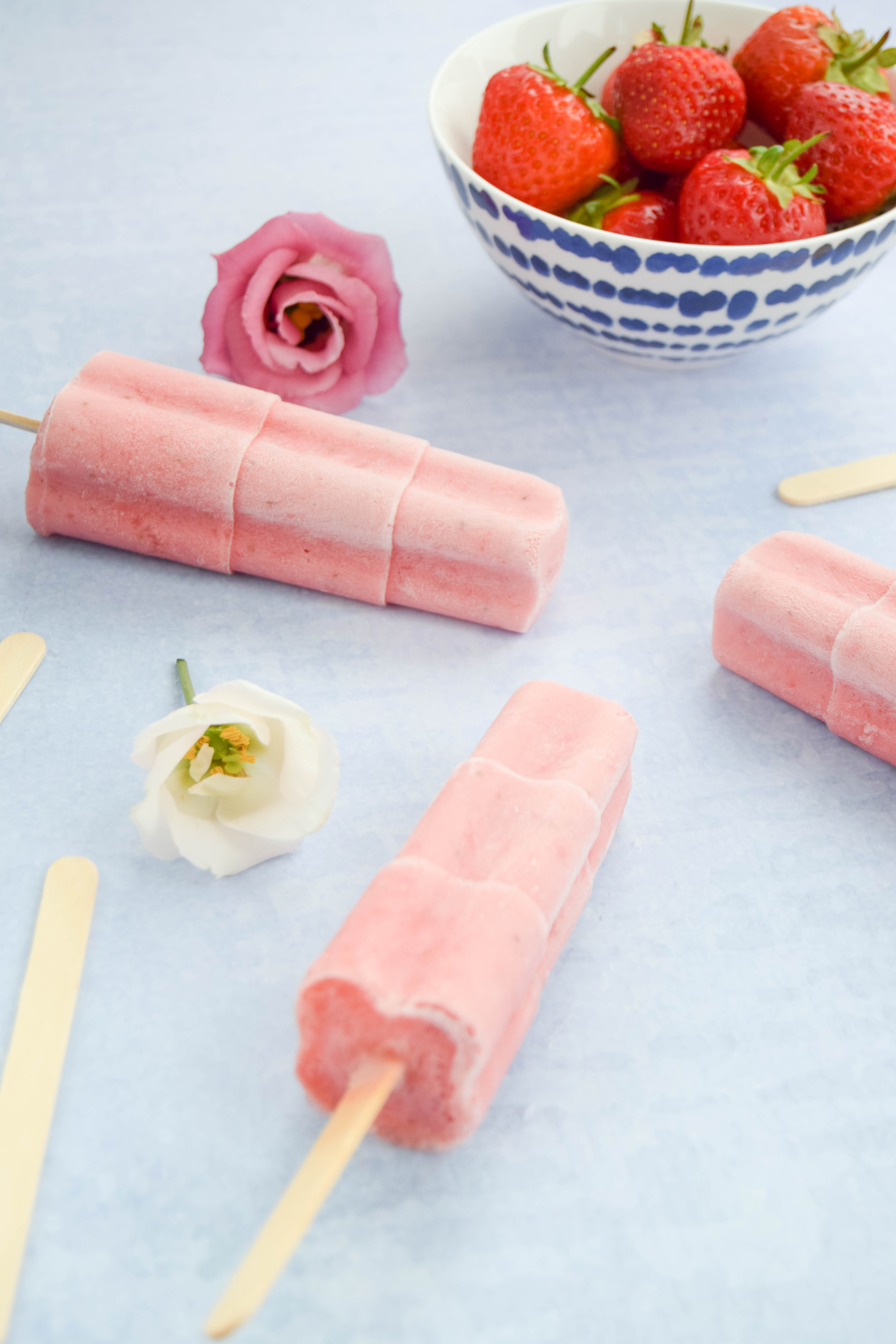 Fruity and refreshing homemade popsicles made using watermelon, strawberries, and quark that is naturally fat-free and high in protein. Fruity and refreshing homemade popsicles made using watermelon, strawberries, and quark that is naturally fat-free and high in protein.