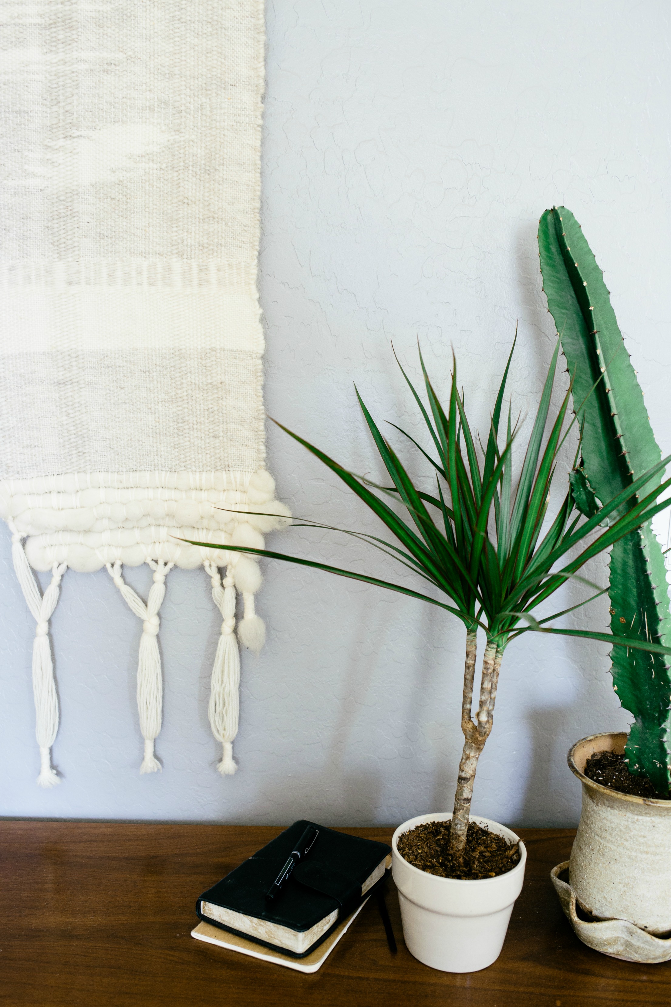 Do you have a case of the winter blues? Grab these top tips on how to give your mood a boost through the cold winter months. Do you have a case of the winter blues? Grab these top tips on how to give your mood a boost through the cold winter months.