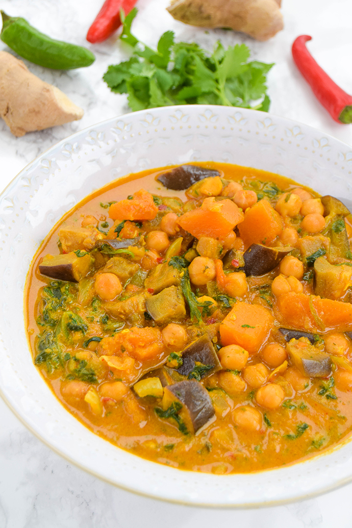 A creamy vegetarian curry made with squash, aubergine and chickpeas. It's so easy to make and delicious that even the meateaters in your family will love it!