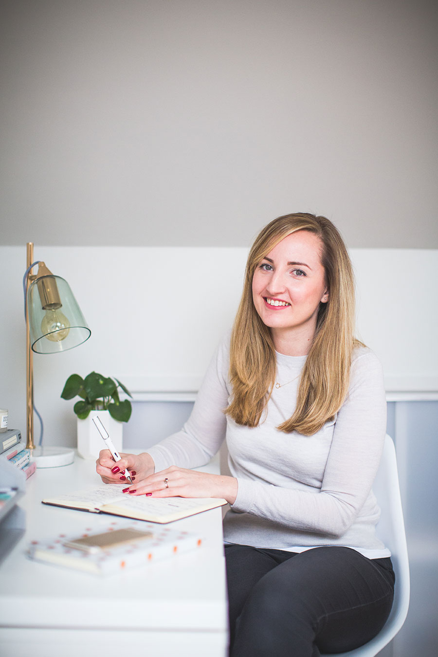 A weekly blog series where a special guest dives deep into self care and we discover what it means to them and how it manifests itself in their life. A weekly blog series where a special guest dives deep into self care and we discover what it means to them and how it manifests itself in their life.