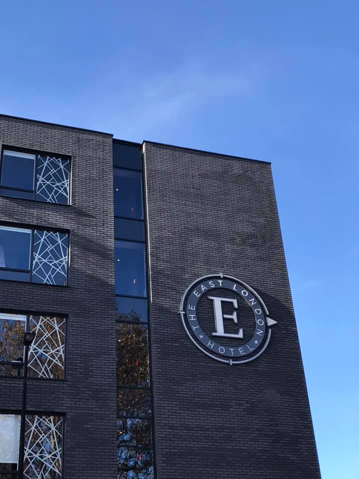 The East London Hotel is convieniently located in the heart of Bethnal Green and only takes 15 minutes to get to central London.
