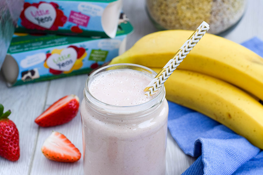 Strawberry Oat Breakfast Smoothie