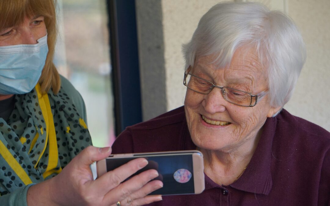 Anti-Ligature Blinds: A Safer Choice for Family Care Homes